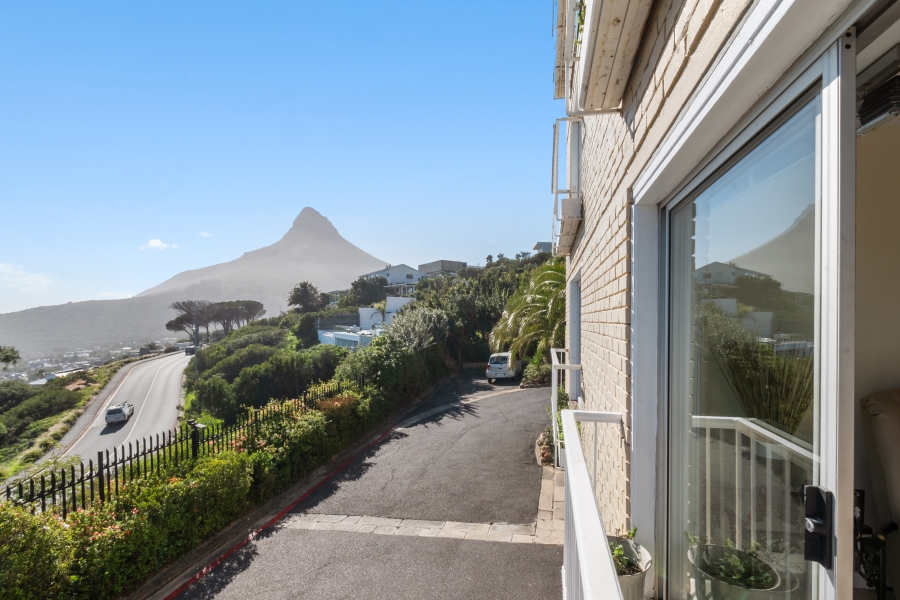 2 Bedroom Property for Sale in Camps Bay Western Cape